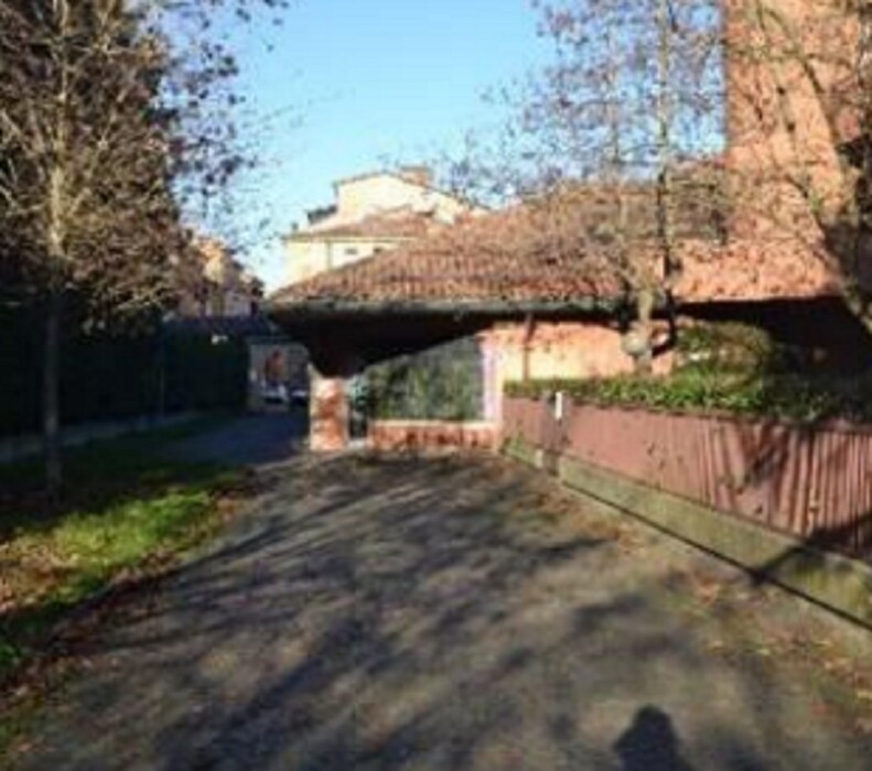 Immagine di ISTITUTO DI CREDITO, CAMBIO E ASSICURAZIONI VIA SANTA LUCIA – GEMONA DEL FRIULI