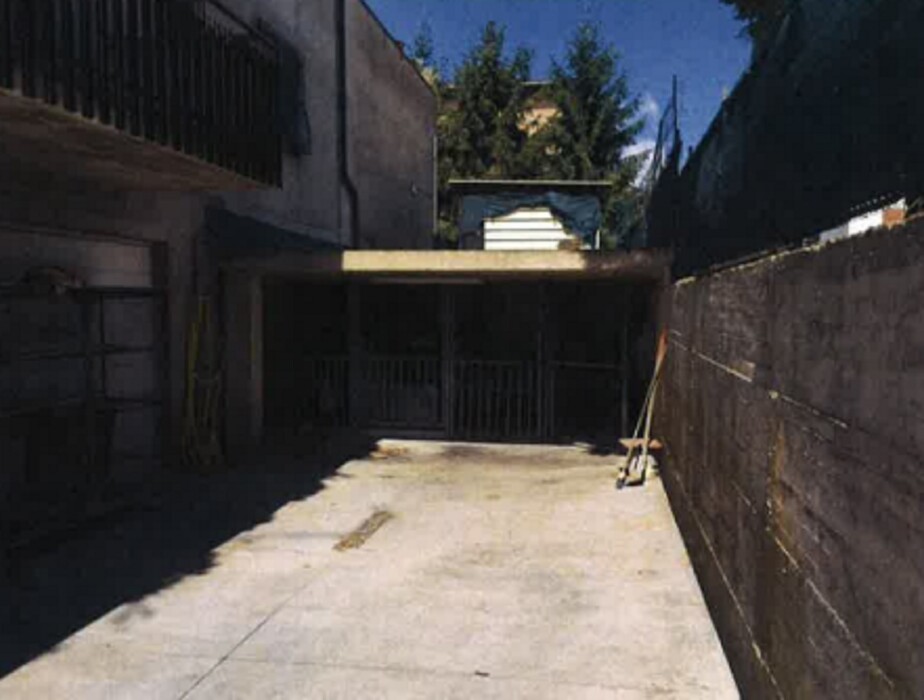 Immagine di DEPOSITO / MAGAZZINO VIA DELL ARGILLA – DERUTA