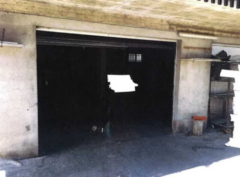 Immagine di DEPOSITO / MAGAZZINO VIA DELL ARGILLA – DERUTA