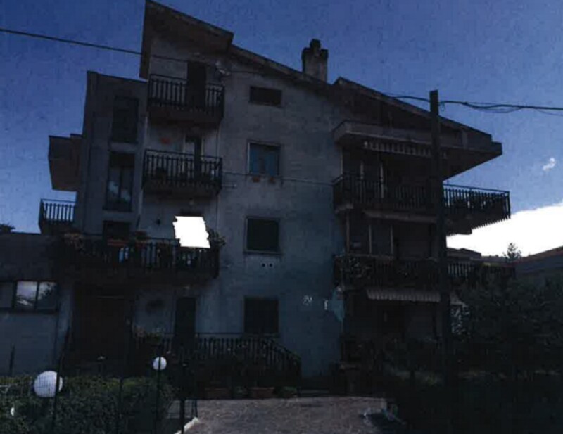 Immagine di DEPOSITO / MAGAZZINO VIA DELL ARGILLA – DERUTA