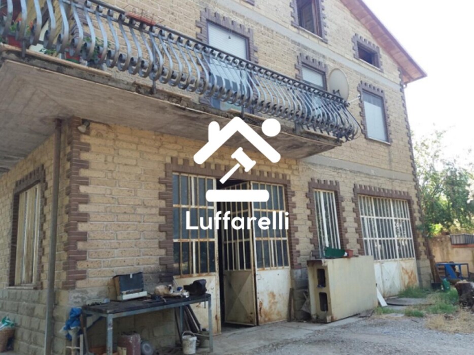 Immagine di CASA / VILLA STR. CASA BIANCA – PIEGARO