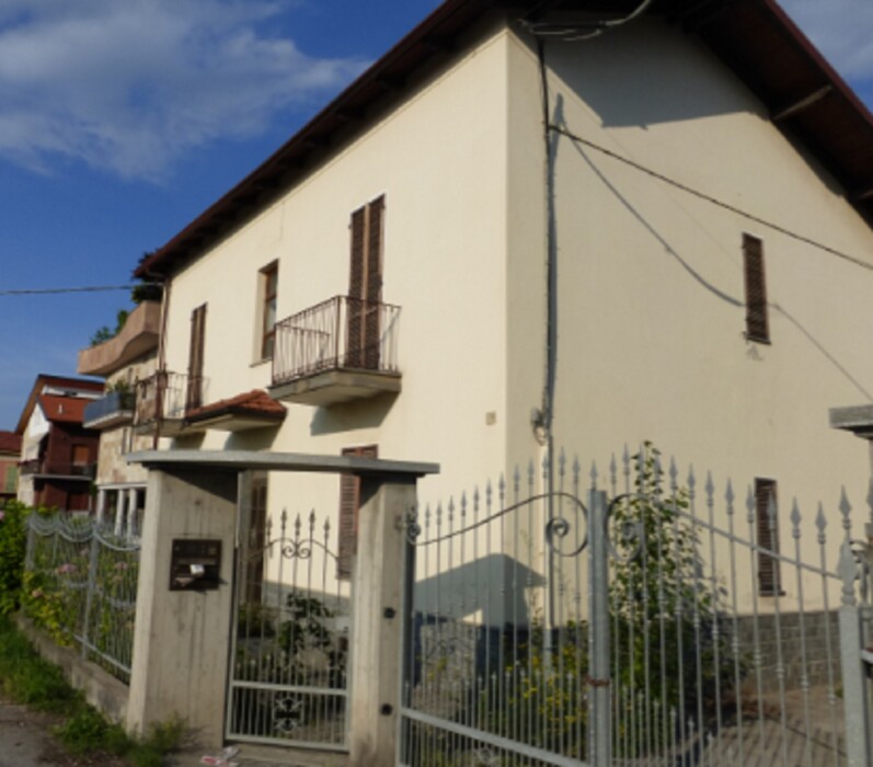Immagine di APPARTAMENTO CORSO FRANCIA N. 139 – FRAZ. SAN ROCCO CASTAGNARETTA – CUNEO