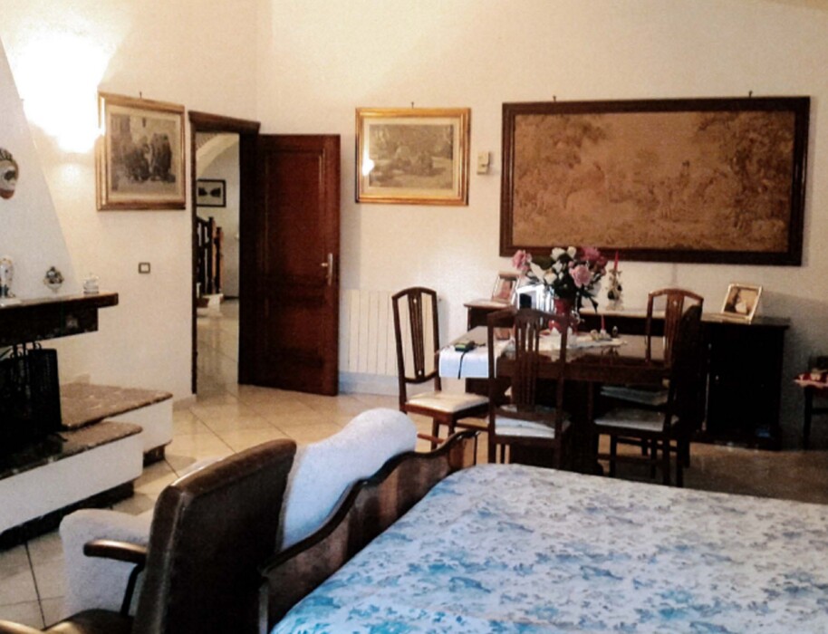 Immagine di CAPANNONE / IMMOBILI INDUSTRIALI VIA GIORDANIA N. 15 – GROSSETO