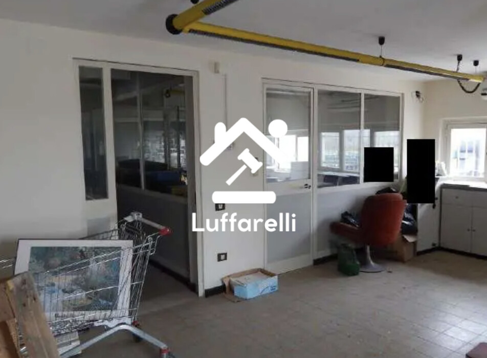 Immagine di NEGOZIO O LOCALE COMMERCIALE CONTRADA FORO 97 – FRANCAVILLA AL MARE