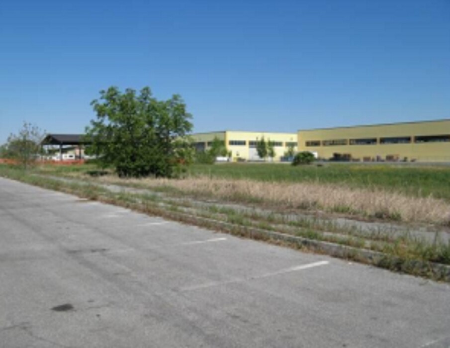 Immagine di TERRENO EDIFICABILE, VIA UGO FOSCOLO, GOITO (MN)