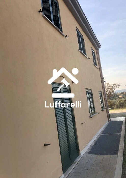Immagine di FABBRIC. AGRICOLO, VIA COLLE ZIONI 34, VELLETRI,RM