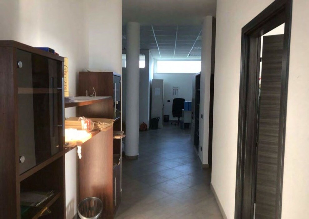 Immagine di FABBRIC. AGRICOLO, VIA COLLE ZIONI 34, VELLETRI,RM