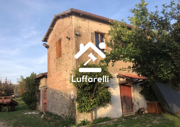 FABBRIC. AGRICOLO, VIA COLLE ZIONI 36, VELLETRI,RM — foto 3