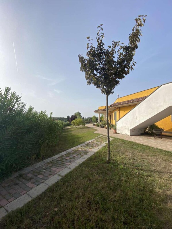 Immagine di ALBERGO VIA FONTANA PARATA – VELLETRI (RM)