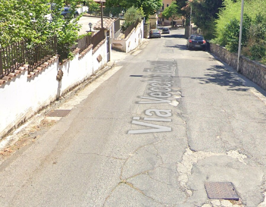Immagine di APPARTAMENTO, VIA VECCHIA FIUGGI 46,  FIUGGI (FR)