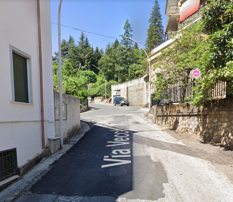 Immagine di APPARTAMENTO, VIA VECCHIA FIUGGI 46,  FIUGGI (FR)