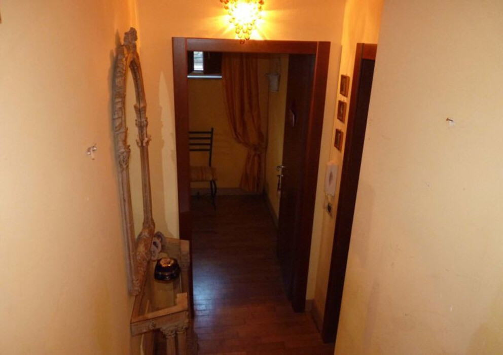 Immagine di CASA / VILLA VIA VALLE AURINA – ROMA