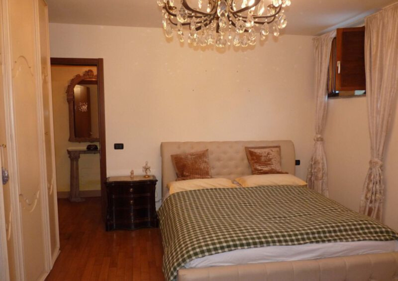 Immagine di CASA / VILLA VIA VALLE AURINA – ROMA