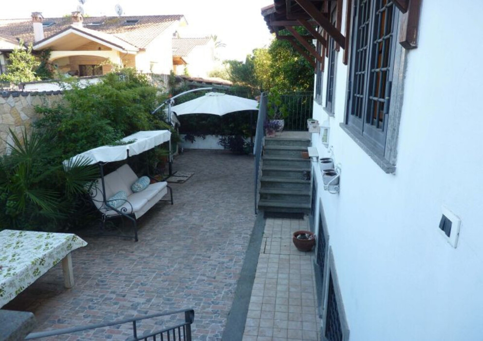 Immagine di CASA / VILLA VIA VALLE AURINA – ROMA