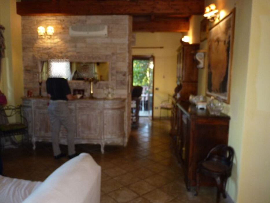 Immagine di CASA / VILLA VIA VALLE AURINA – ROMA