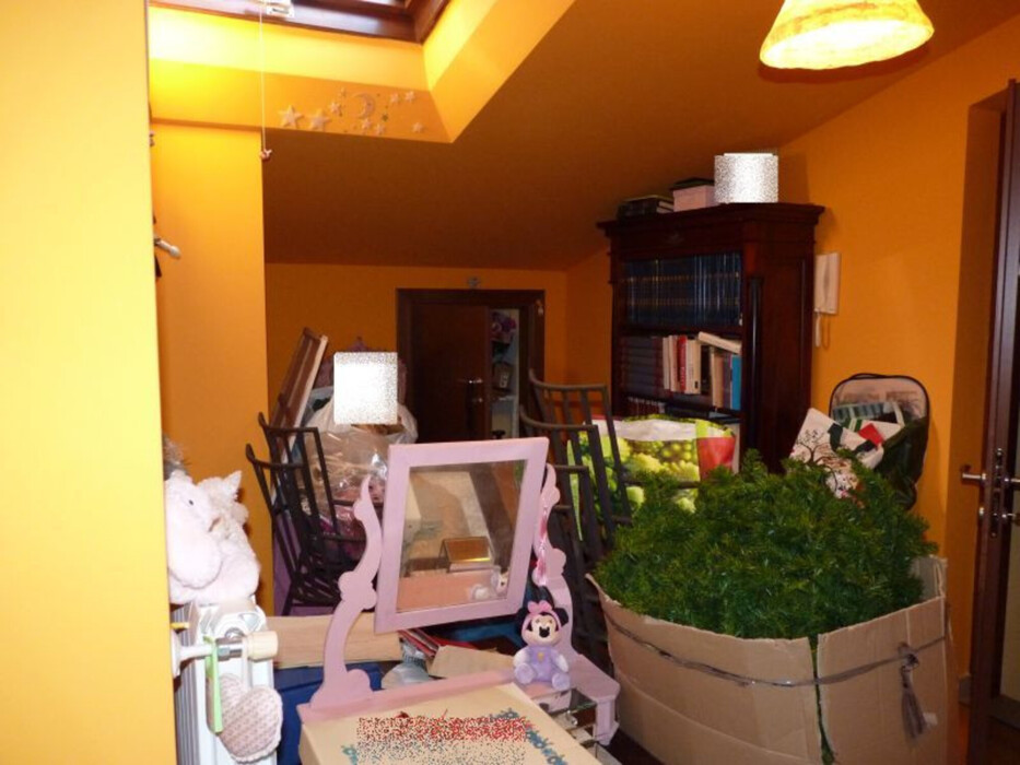 Immagine di CASA / VILLA VIA VALLE AURINA – ROMA