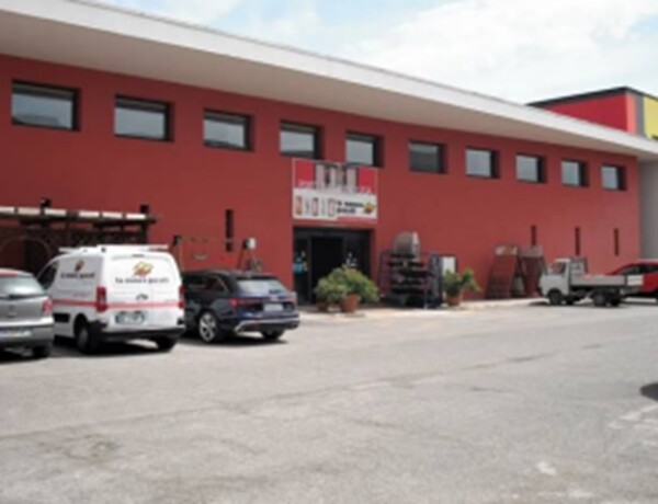 NEGOZIO O LOCALE COMMERCIALE VIA SETTEVALLI - PERUGIA — foto 2