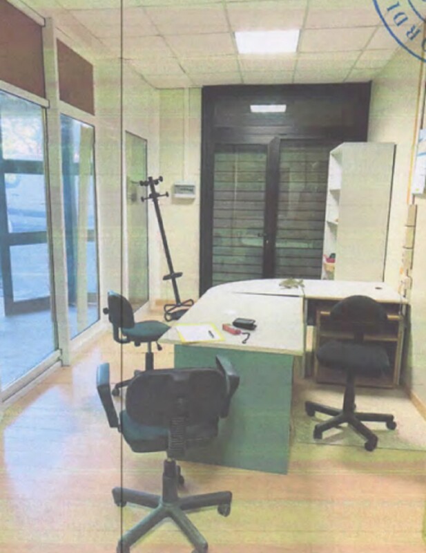 Immagine di LOCALE COMMERCIALE VIA BAVENO – ROMA