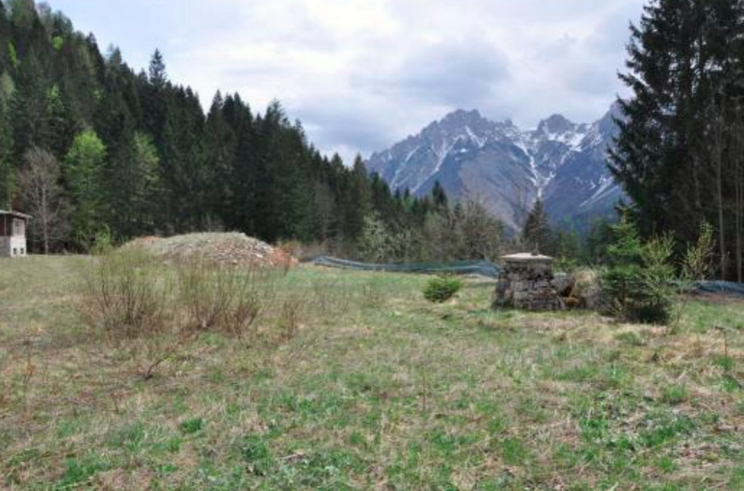Immagine di NEGOZIO O LOCALE COMMERCIALE LOCALITÀ MAURIA – FORNI DI SOPRA