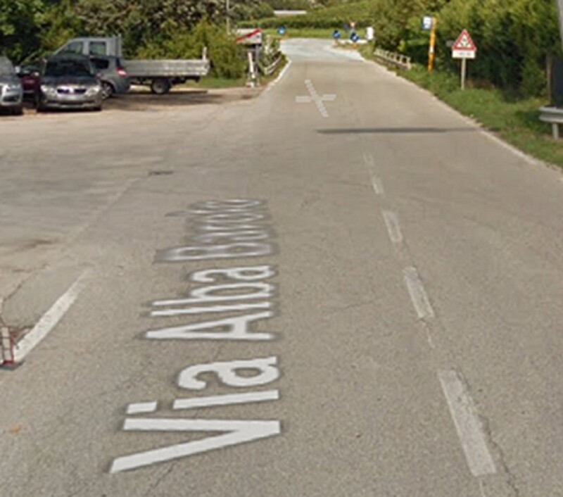 Immagine di CAPANNONE VIA ALBA BAROLO – CASTIGLIONE FALLETTO