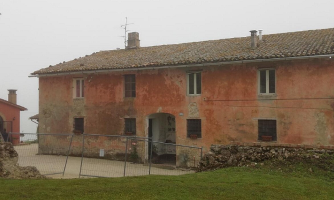 Immagine di CASALE VOC.SOBRANO 33, TODI (PG)