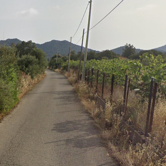 Immagine di TERRENO LOC. “CAMPU BRIAXIU” – PULA
