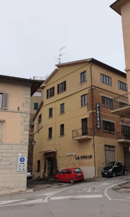 Immagine di ATTIVITÀ RICETTIVE / SCOPO COMMERCIALE VIA G. MARCONI – CHIUSI