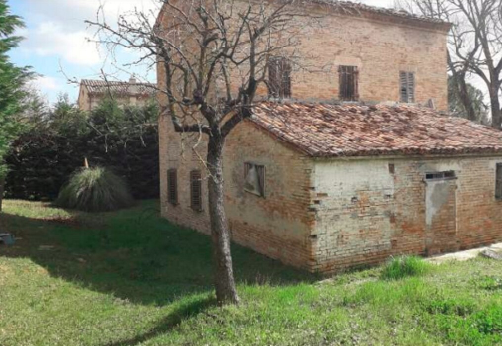 Immagine di APPARTAMENTO FRAZIONE SALTARA -VIA VERGA  5/A – COLLI AL METAURO