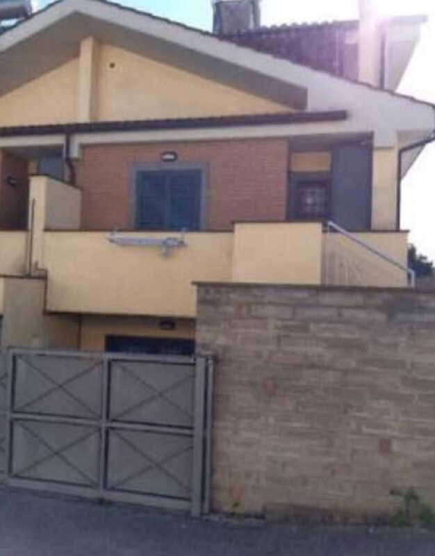 Immagine di VILLINO VIA APPIA SUD VELLETRI, RM