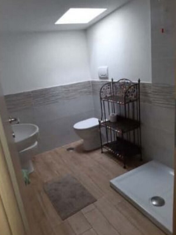 Immagine di VILLINO VIA APPIA SUD VELLETRI, RM