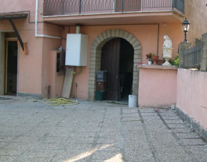 Immagine di VILLINO VIA OSTERIOLA – MAGLIANO SABINA (RI)