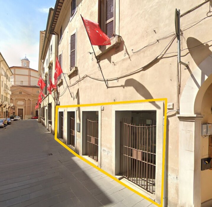 Immagine di ATTIVITÀ RICETTIVE / SCOPO COMMERCIALE VIA UMBERTO I – FOLIGNO