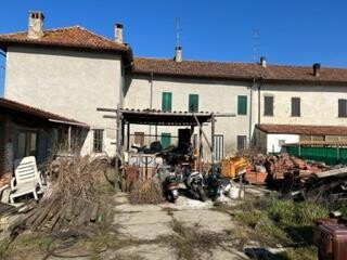 Immagine di VILLA SINGOLA VIA SAN PIETRO – SUARDI (PV)