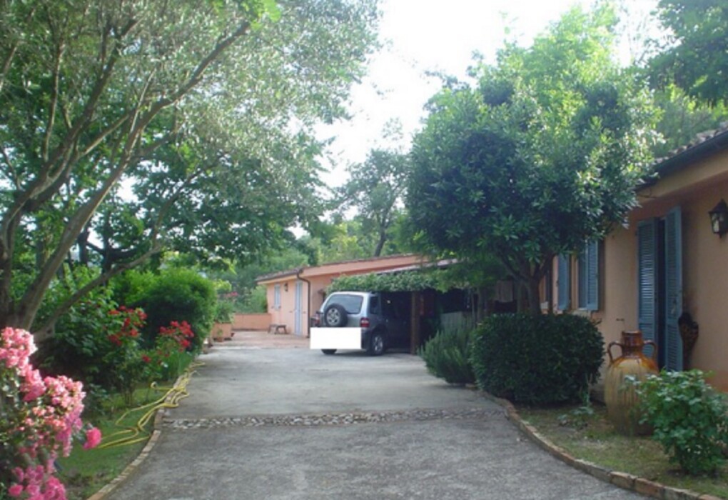 Immagine di VILLINO FRAZ.VILLA ROMITA, TERAMO