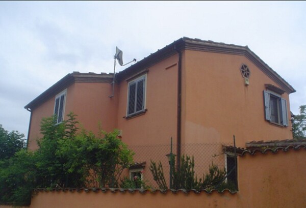 VILLINO FRAZ.VILLA ROMITA, TERAMO — foto 5