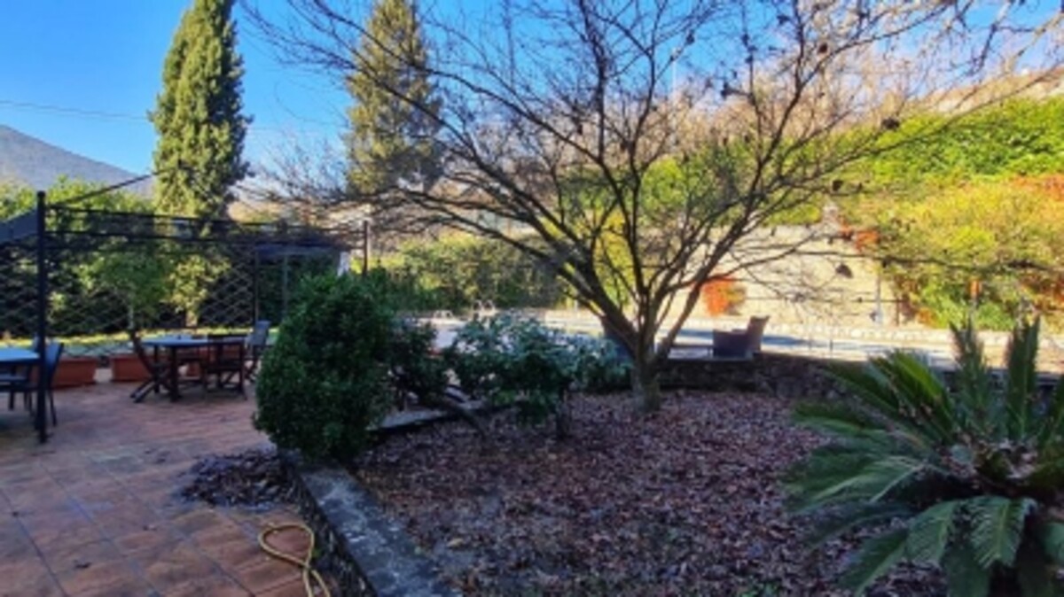 Immagine di PORZIONE VILLA C.DA CONA DEL MONTE 23,GAVIGNANO,RM