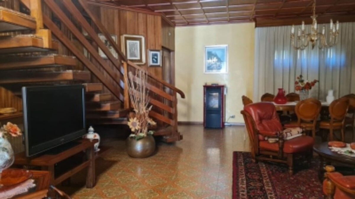 Immagine di PORZIONE VILLA C.DA CONA DEL MONTE 23,GAVIGNANO,RM