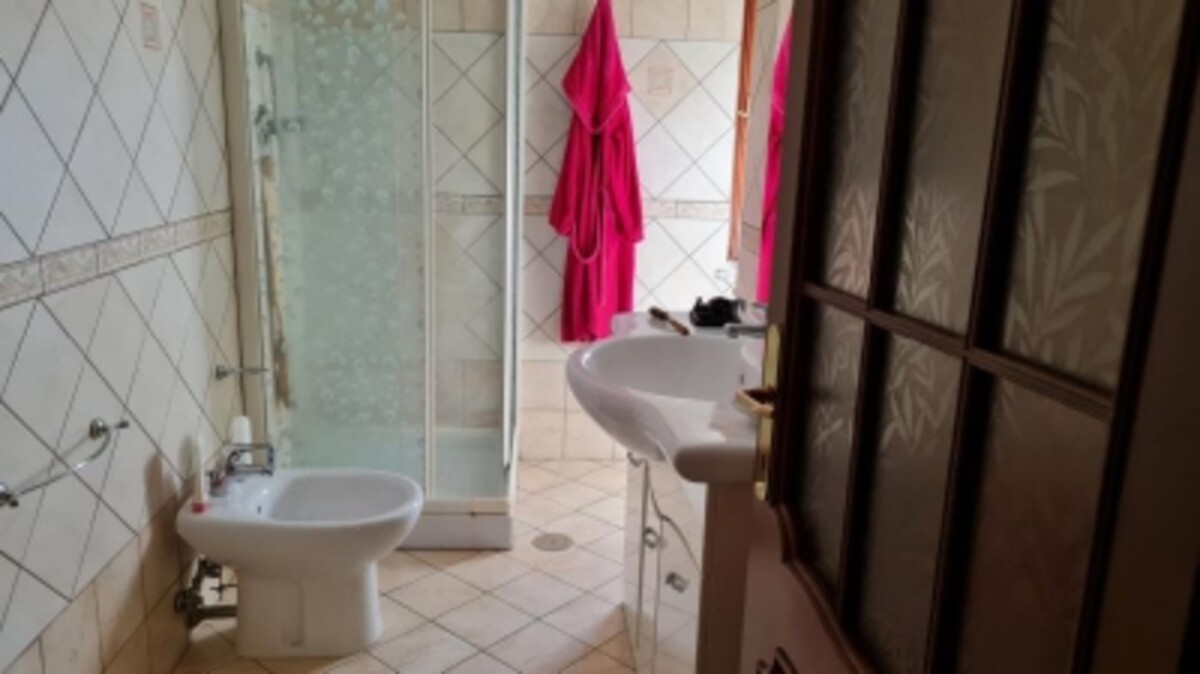 Immagine di PORZIONE VILLA C.DA CONA DEL MONTE 23,GAVIGNANO,RM