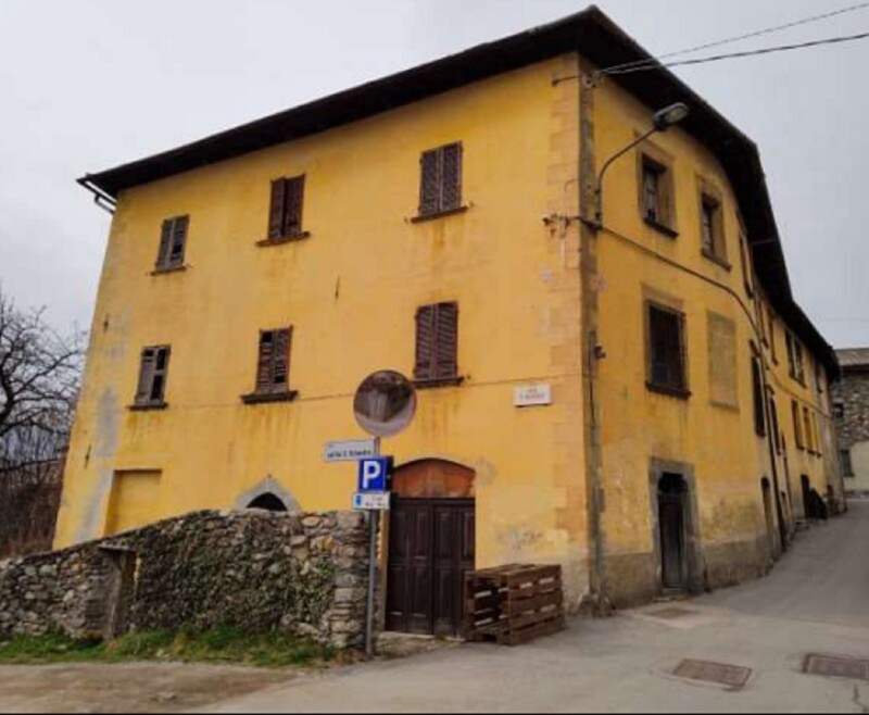 Immagine di PALAZZO VIA SALITA S. SILVESTRO TEGLIO (SO)