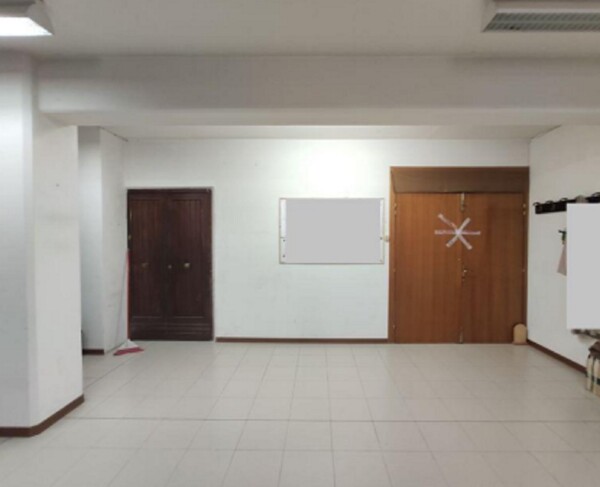 NEGOZIO O LOCALE COMMERCIALE VIA RODOLFO MORANDI - UMBERTIDE — foto 4