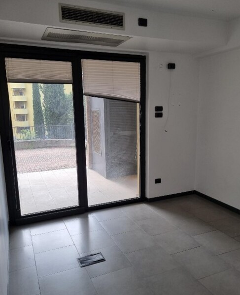 UFFICIO / STUDIO VIA GIOVANNI GIOLITTI - CORCIANO — foto 8