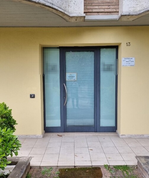 UFFICIO / STUDIO VIA GIOVANNI GIOLITTI - CORCIANO — foto 5