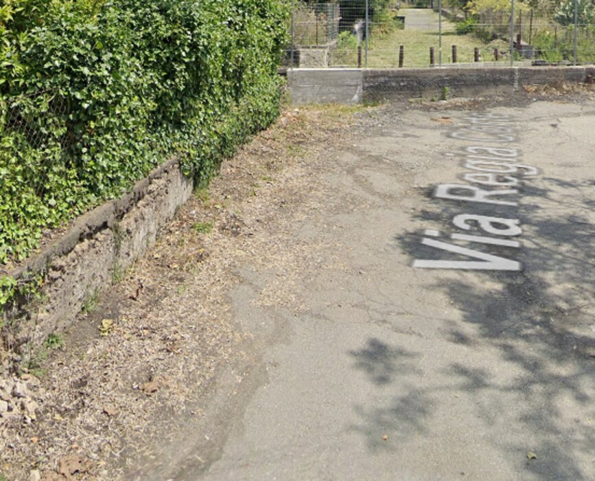 Immagine di MERCI VARIE NON DEPERIBILI VIA REGIA CORTE – PIEDIMONTE ETNEO
