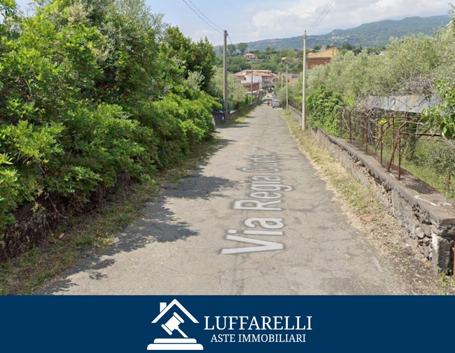 Immagine di MERCI VARIE NON DEPERIBILI VIA REGIA CORTE – PIEDIMONTE ETNEO