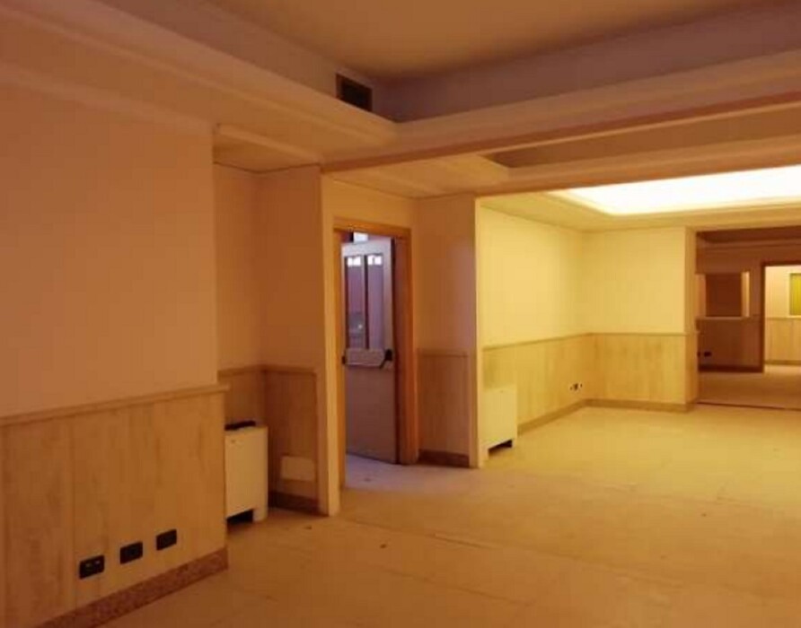 Immagine di NEGOZI VIA OSTERIA DEL FINOCCHIO – ROMA