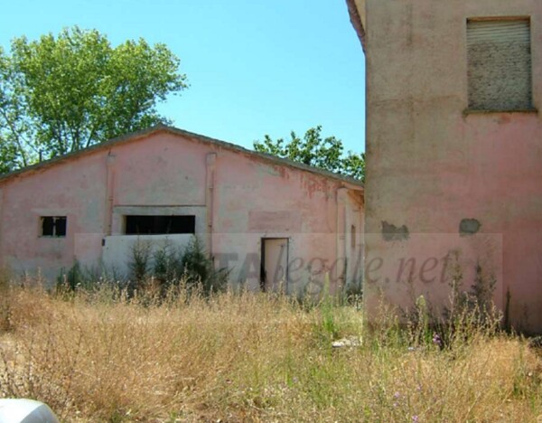 APPARTAMENTO FRAZIONE MONTEVECCHIO - PERGOLA — foto 2