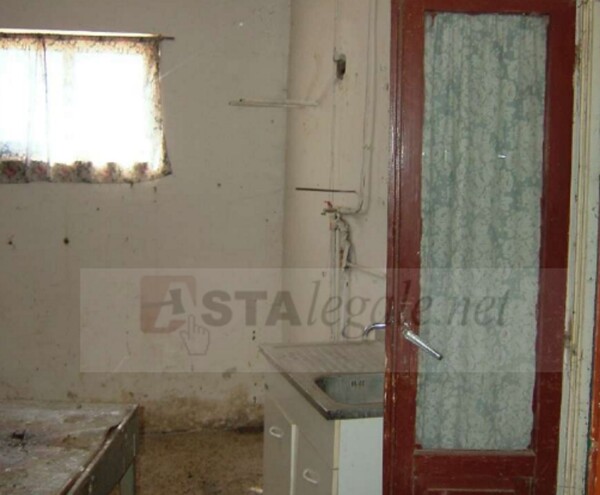 APPARTAMENTO FRAZIONE MONTEVECCHIO - PERGOLA — foto 7