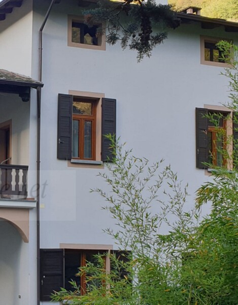 NEGOZIO O LOCALE COMMERCIALE VIA STEFANO BONGIONI - VILLA DI TIRANO — foto 8
