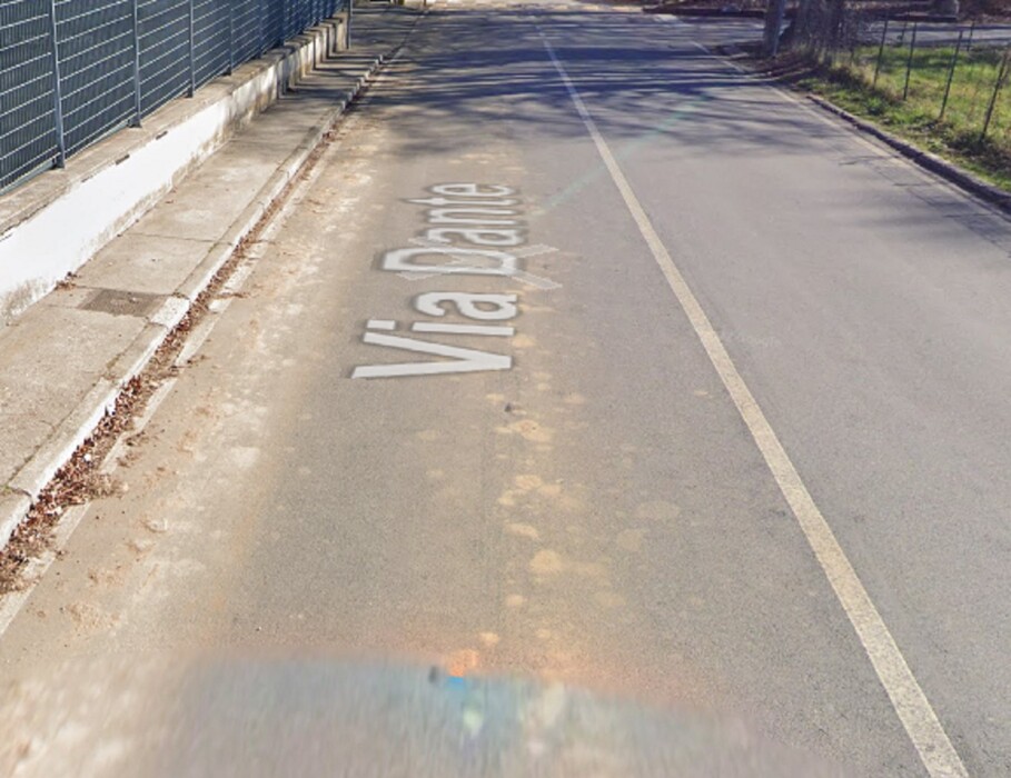 Immagine di CAPANNONE VIA ALIGHIERI 31 JERAGO CON ORAGO(VA)