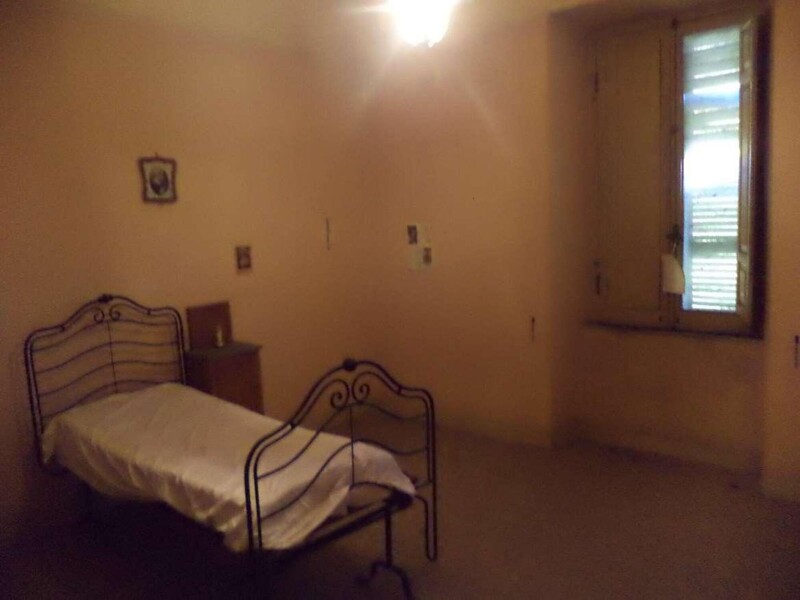 Immagine di CASA SINGOLA VIA NAZIONALE – ISOLA DEL LIRI (FR)